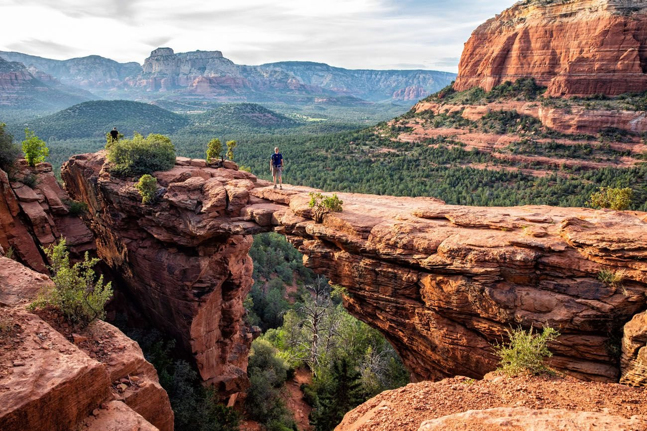 Embark on an Adventure to Kings Canyon with Expertly Led Tours