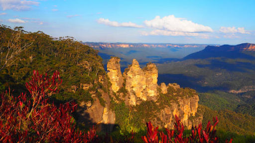 Discover the Magic of the Blue Mountains at Dusk